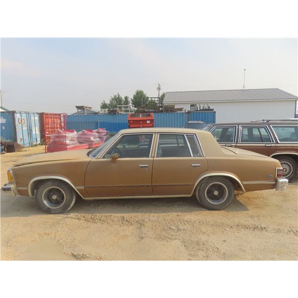 1981 Chevy Malibu 4Door 4.4L V8 Automatic - Turns Over, Not Running, NO TOD. 