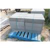 Image 1 : 8 Concrete Blocking 6'' x 24'' x 24'' 