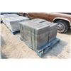 Image 1 : 16 Concrete Blocks 12'' x 18'' x 18'' 