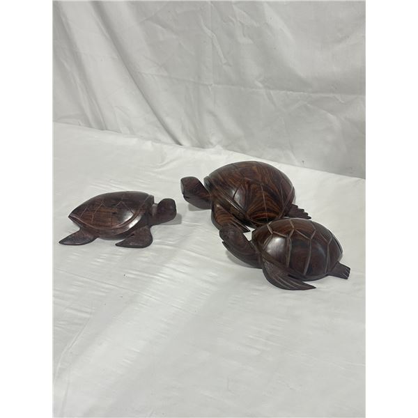 Wood Carved Turtles