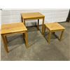 Image 2 : Made in Canada Wood Nesting Tables