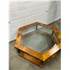 Image 2 : Hexagonal Coffe Table