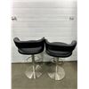Image 5 : Adjustable Bar Stools