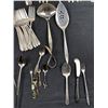 Image 3 : Assortment of Serving Utensils