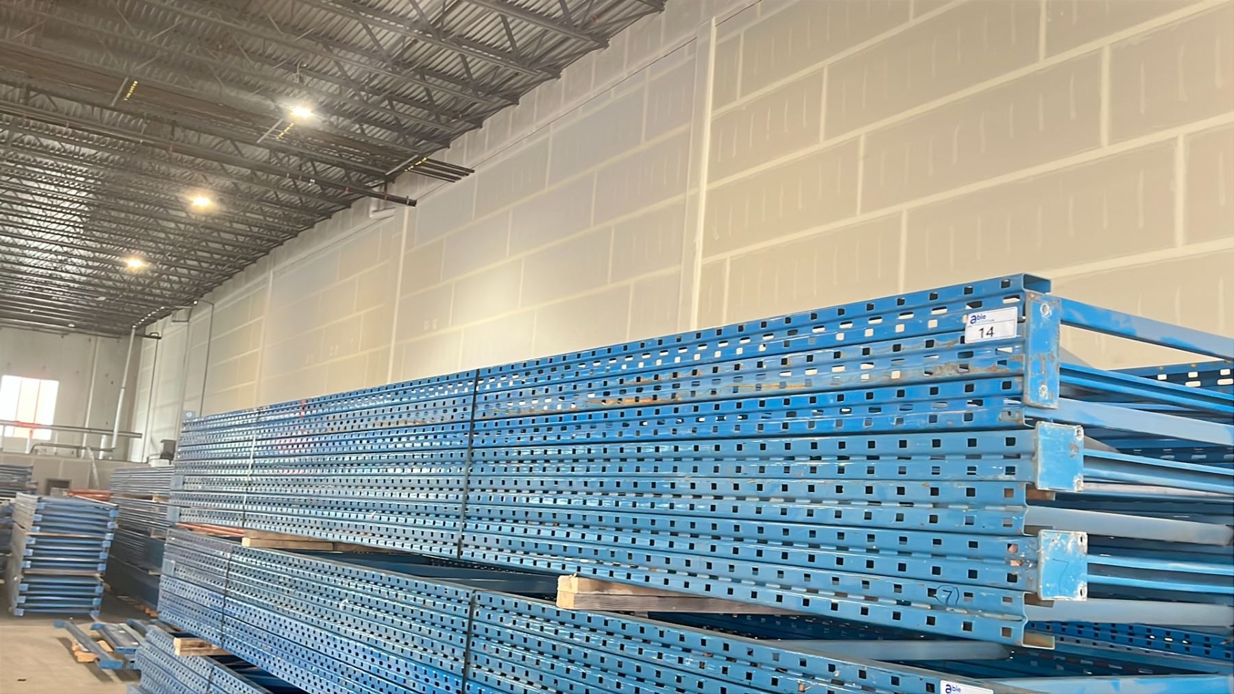 BLUE PALLET RACKING UPRIGHTS (7 PCS) - APPROX. 20FT WITH 4 1/2