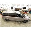 Image 13 : 2017 DODGE CARAVAN, SILVER, 139209 KMS, FRONT WHEEL DRIVE. - J791449