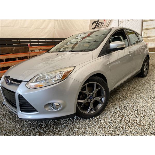 2014 FORD FOCUS, SILVER, 289550 KMS, FRONT WHEEL DRIVE. - D304107