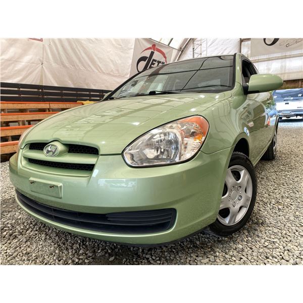 2008 HYUNDAI ACCENT, GREEN, 235763 KMS, FRONT WHEEL DRIVE. - D085875