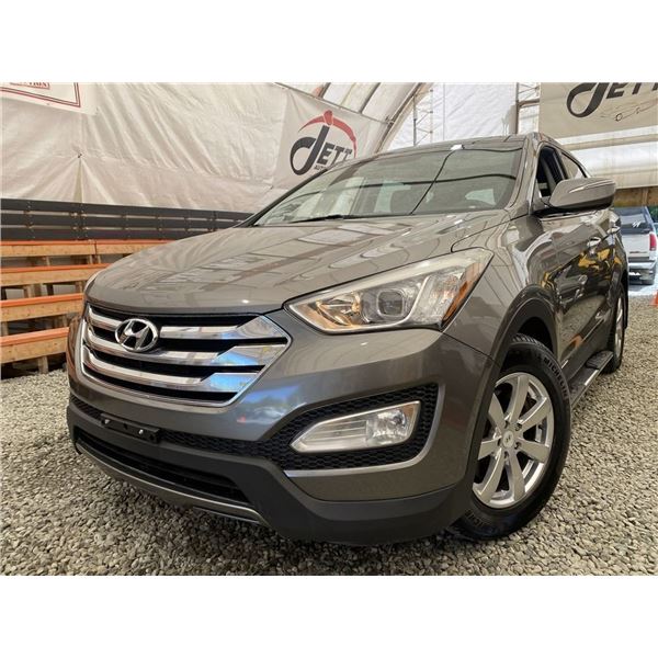 2013 HYUNDAI SANTA FE, GREY, 220215 KMS, ALL WHEEL DRIVE,  REBUILT STATUS. - J081526