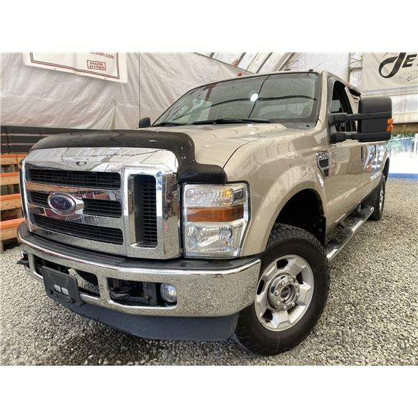 2010 FORD F-250 XLT, BROWN, 222180 KMS, 4X4. - DA94566