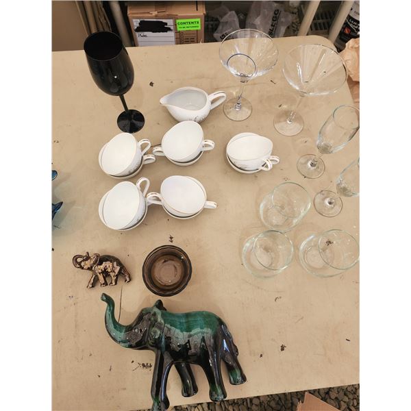 320 -- CUPS + ELEPHANTS