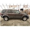 Image 11 : 2007 FORD ESCAPE, GREY, 269778 KMS, FOUR WHEEL DRIVE - !!!!NO RESERVE!!!!