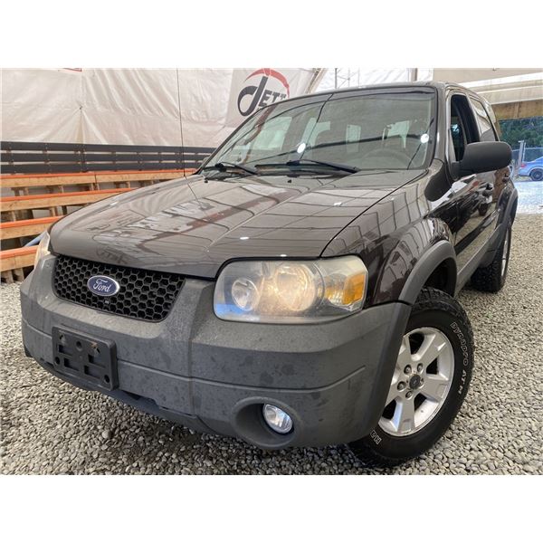 2007 FORD ESCAPE, GREY, 269778 KMS, FOUR WHEEL DRIVE - !!!!NO RESERVE!!!!