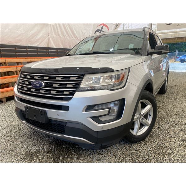 2016 FORD EXPLORER, SILVER, 125305 KMS, FOUR WHEEL DRIVE. - DC42934