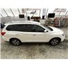 Image 12 : 2019 NISSAN PATHFINDER, WHITE, 111283 KMS, 4X4. - D625041