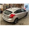 Image 14 : 2014 FORD FOCUS, SILVER, 289550 KMS, FRONT WHEEL DRIVE. - D304107