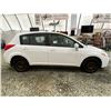 Image 11 : 2009 NISSAN VERSA, WHITE, 204699 KMS, FRONT WHEEL DRIVE. - D457512
