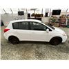 Image 12 : 2009 NISSAN VERSA, WHITE, 204699 KMS, FRONT WHEEL DRIVE. - D457512