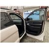 Image 37 : 2016 FORD EXPLORER, WHITE, 191315 KMS, ALL WHEEL DRIVE. - DA53977