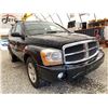 Image 8 : 2004 DODGE DURANGO, BLACK, 221568 KMS, ALL WHEEL DRIVE. - B157949