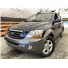 Image 1 : 2008 KIA SORENTO, BLUE, 163340 KMS, 4X4. - J808857