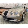 Image 2 : 2003 JAGUAR STYPE, GOLD, 164358 KMS, REAR WHEEL DRIVE. - BM47130