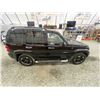 Image 12 : 2004 JEEP LIBERTY, BLACK, 244710 KMS, 4X4. - D195821