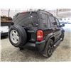 Image 14 : 2004 JEEP LIBERTY, BLACK, 244710 KMS, 4X4. - D195821