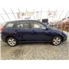 Image 11 : 2004 TOYOTA MATRIX, BLUE, 299999 KMS, FOUR WHEEL DRIVE. - B807453