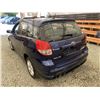 Image 21 : 2004 TOYOTA MATRIX, BLUE, 299999 KMS, FOUR WHEEL DRIVE. - B807453