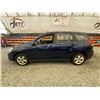 Image 23 : 2004 TOYOTA MATRIX, BLUE, 299999 KMS, FOUR WHEEL DRIVE. - B807453