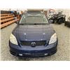 Image 6 : 2004 TOYOTA MATRIX, BLUE, 299999 KMS, FOUR WHEEL DRIVE. - B807453