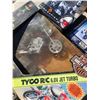 Image 2 : 504 -- BOXED TOYS