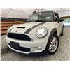 Image 1 : 2010 MINI COOPER, WHITE, 142179 KMS, FRONT WHEEL DRIVE. - DZ71360