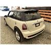 Image 21 : 2010 MINI COOPER, WHITE, 142179 KMS, FRONT WHEEL DRIVE. - DZ71360