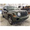 Image 8 : 2009 JEEP PATRIOT, GREEN, 221775 KMS, FOUR WHEEL DRIVE. - D134921