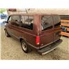 Image 20 : 1992 GMC SAFARI XT, RED, 303113 KMS, REAR WHEEL DRIVE. - D536459