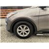 Image 31 : 2013 HYUNDAI SANTA FE, GREY, 220215 KMS, ALL WHEEL DRIVE,  REBUILT STATUS. - J081526