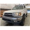 Image 2 : 1999 TOYOTA 4RUNNER, WHITE, 443521 KMS, 4X4. - P236968