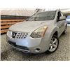 Image 1 : 2008 NISSAN ROGUE, SILVER, 224429 KMS, FOUR WHEEL DRIVE. - P143145