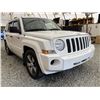 Image 8 : 2008 JEEP PATRIOT, WHITE, 281636 KMS, FOUR WHEEL DRIVE. - B622343