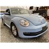Image 8 : 2013 VW BEETLE, BLUE, 196082 KMS, FRONT WHEEL DRIVE. - P671796
