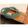 Image 1 : HOSE AVEC ATTACHMENT