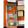 Image 2 : LOT DE QUINCAILLERIES ASST