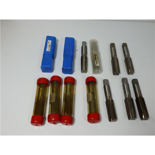 LOT DE 13 TAPS M12 ASSORTIS