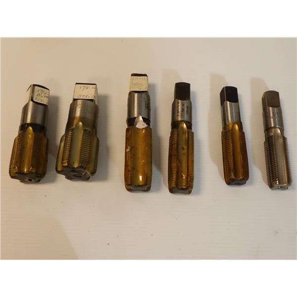 LOT DE 6 TAPS 