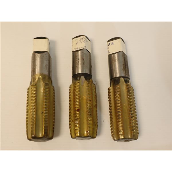 LOT DE 3 TAPS 1-5/8 X 5-1/2