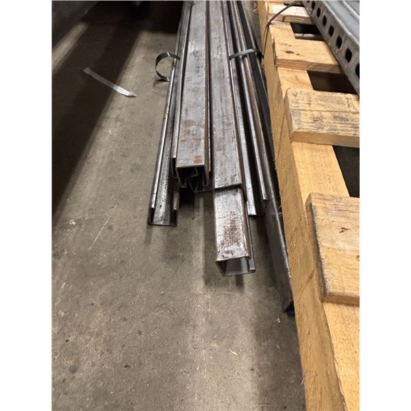 LOT DE 8 CANTRUSS EN MÉTAL 20'