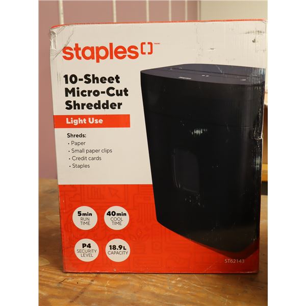 DÉCHIQUETER 10-FEILLES MICRO-COUP (STAPLES)