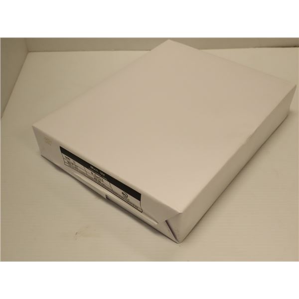 PQT DE 500 FEUILLES DE PAPIER 8.5"x11" 92 BRILLANCE